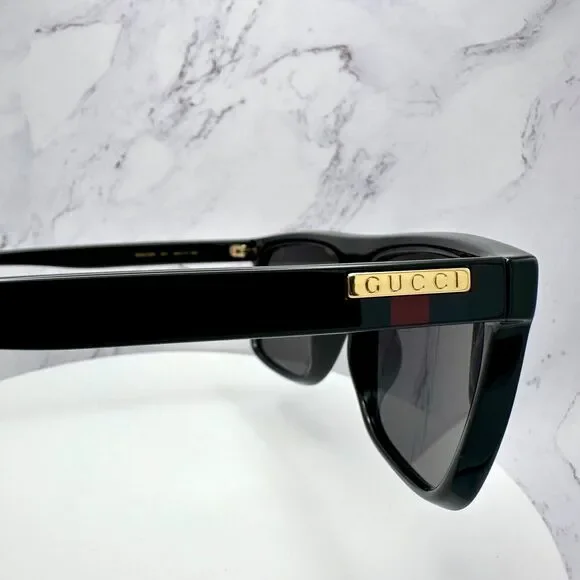 New GUCCI Sunglasses Black Square Aviator Gold Plate Engraved Logo Web Arm GUCCI